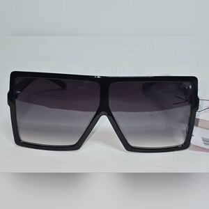 NWT Oversized XXL Large Big FLAT Glossy Women Sunglasses Dazey Shades